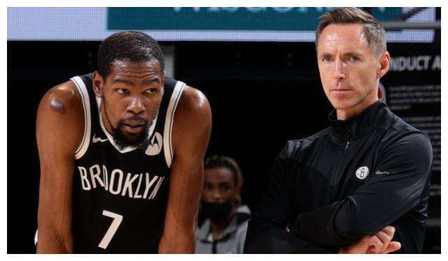 世体：布鲁日主场可容纳近30000人，巴萨将有1300名球迷助威